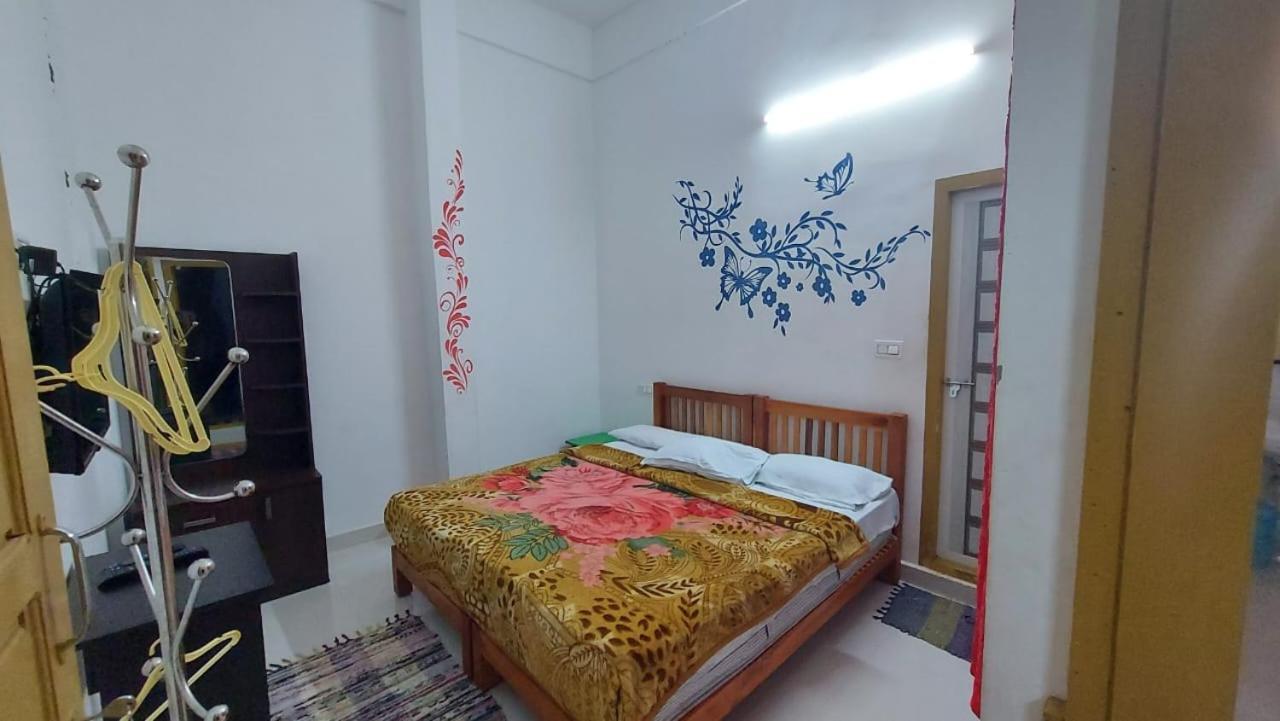 Greenpepperhomestay Munnar Anaviratty Екстериор снимка