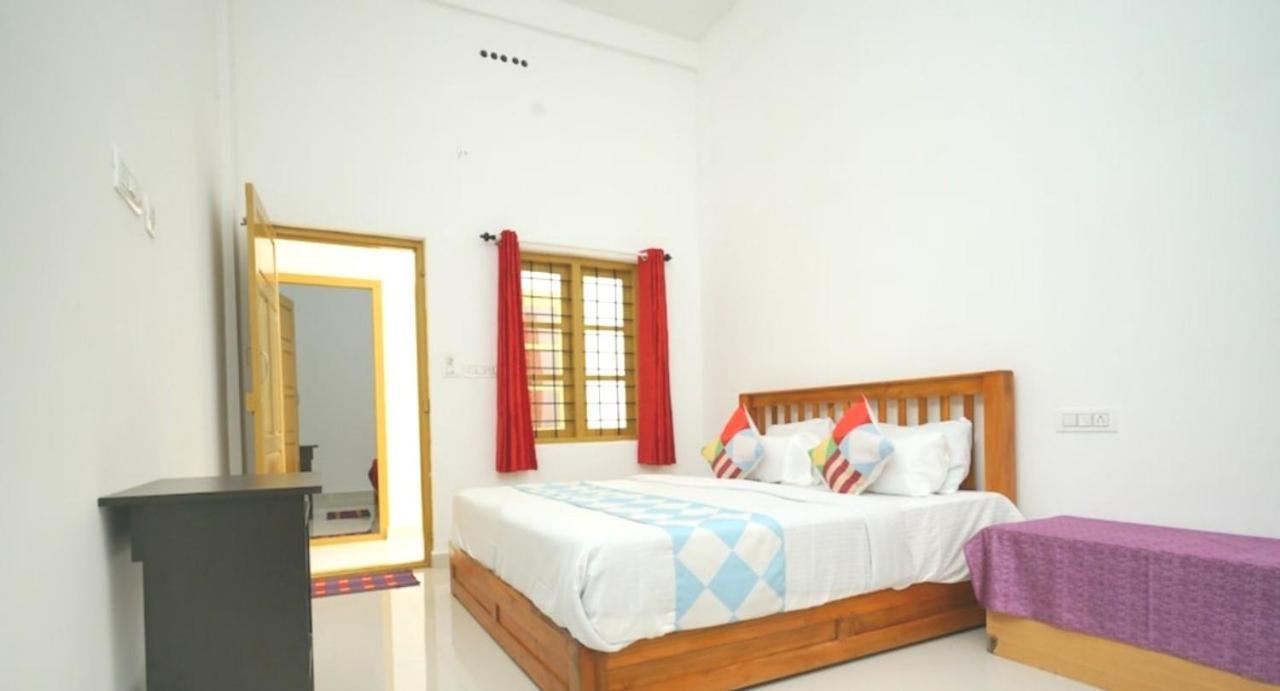 Greenpepperhomestay Munnar Anaviratty Екстериор снимка